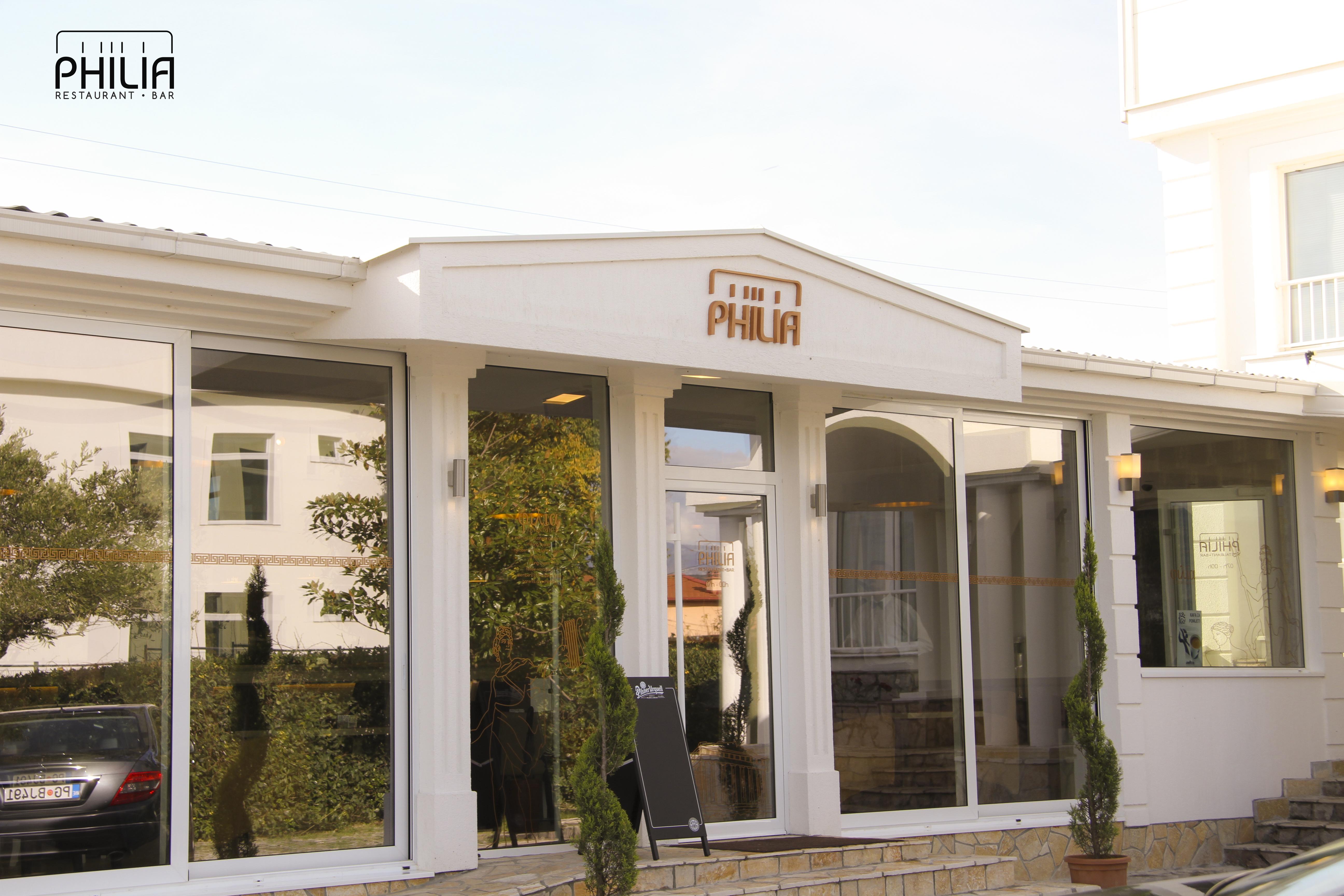 Philia Hotel Подгориця Екстер'єр фото